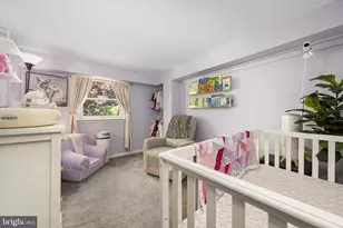 225 Folsom Ave, Folsom, PA 19033 - Photo 17