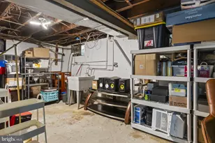 225 Folsom Ave, Folsom, PA 19033 - Photo 19