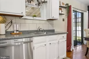225 Folsom Ave, Folsom, PA 19033 - Photo 7