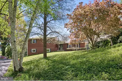 774 Robinhood Road, Bryn Mawr, PA 19010 - Photo 1