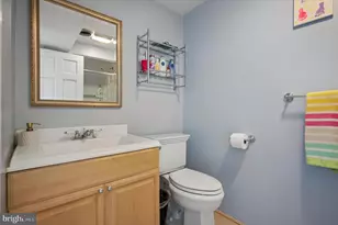 774 Robinhood Rd, Bryn Mawr, PA 19010 - Photo 21