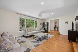 774 Robinhood Rd, Bryn Mawr, PA 19010 - Photo 5