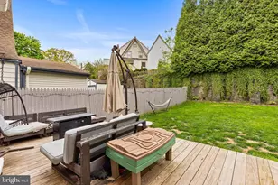 2420 Wynnefield Dr, Havertown, PA 19083 - Photo 33