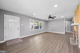 2211 Dickens Ln, Broomall, PA 19008 - Photo 3