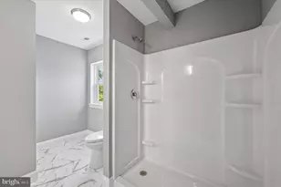 2211 Dickens Ln, Broomall, PA 19008 - Photo 29