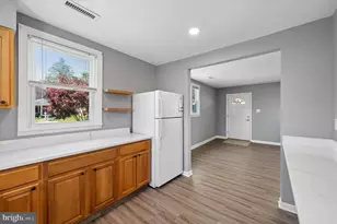 2211 Dickens Ln, Broomall, PA 19008 - Photo 9