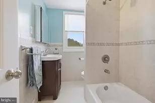 1040 Eisenhower Ave, Woodlyn, PA 19094 - Photo 17