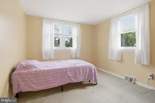 1040 Eisenhower Ave, Woodlyn, PA 19094 - Photo 15