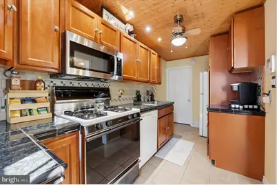 1801 Cricket Lane, Folcroft, PA 19032 - Photo 5