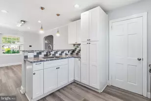 525 Broadview Rd, Upper Darby, PA 19082 - Photo 17