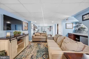 231 N Bishop Ave, Clifton Heights, PA 19018 - Photo 17