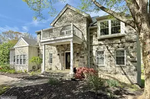 2000 Antler Dr, Glen Mills, PA 19342 - Photo 3