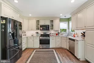 4317 Trophy, Upper Chichester, PA 19061 - Photo 15