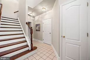 3158 Woods Edge Dr, Garnet Valley, PA 19060 - Photo 5