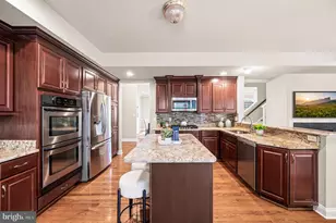 3158 Woods Edge Dr, Garnet Valley, PA 19060 - Photo 11