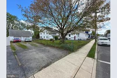 217 White, Linwood, PA 19061 - Photo 3