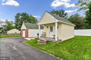 4110 Naamans Creek Rd, Upper Chichester, PA 19061 - Photo 5
