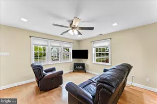 4110 Naamans Creek Rd, Upper Chichester, PA 19061 - Photo 13