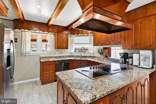 2207 Naamans Creek Rd, Boothwyn, PA 19061 - Photo 31