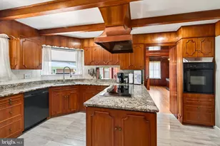 2207 Naamans Creek Rd, Boothwyn, PA 19061 - Photo 25