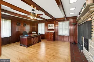 2207 Naamans Creek Rd, Boothwyn, PA 19061 - Photo 37