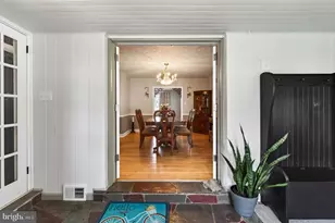 2207 Naamans Creek Rd, Boothwyn, PA 19061 - Photo 15