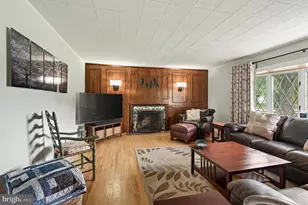 2207 Naamans Creek Rd, Boothwyn, PA 19061 - Photo 21