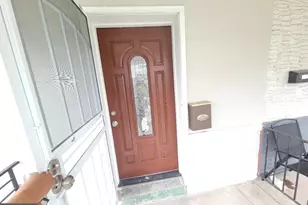 7108 Clover Ln, Upper Darby, PA 19082 - Photo 5