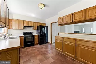 3202 Marshall Rd, Drexel Hill, PA 19026 - Photo 11