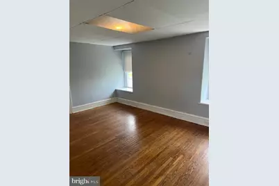 1013 Lafayette Avenue #3RD FLOOR, Prospect Park, PA 19076 - Photo 3