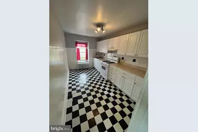 1013 Lafayette Avenue #3RD FLOOR, Prospect Park, PA 19076 - Photo 5