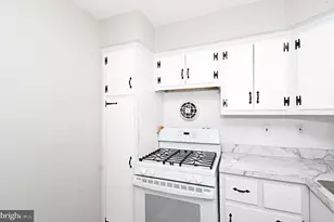 356 Beverly Blvd, Upper Darby, PA 19082 - Photo 11