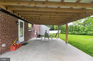 226 Canterbury Dr, Wallingford, PA 19086 - Photo 37