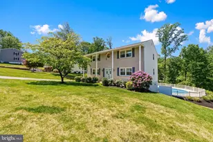 1525 Caroline Dr, Aston, PA 19014 - Photo 3