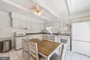1525 Caroline Dr, Aston, PA 19014 - Photo 21