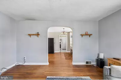 921 Spruce Street, Collingdale, PA 19023 - Photo 5