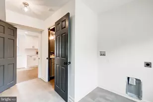300 Walnut Pl, Havertown, PA 19083 - Photo 19