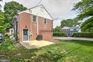 300 Walnut Pl, Havertown, PA 19083 - Photo 43