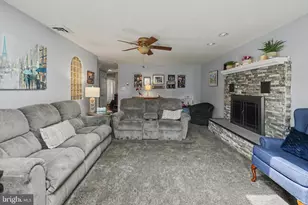 518 Tasker Ave, Folsom, PA 19033 - Photo 11