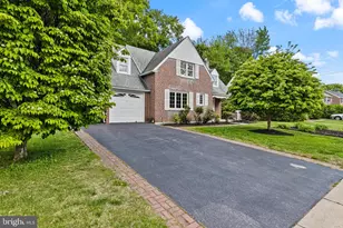 251 School Ln, Springfield, PA 19064 - Photo 3