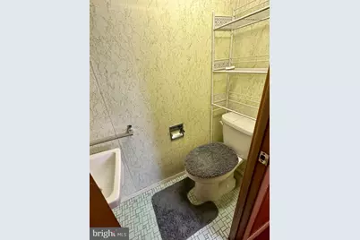 2210 Ardmore Avenue, Upper Darby, PA 19082 - Photo 15