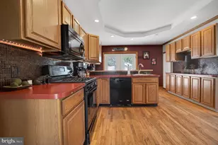 1303 Okiola Ave, Upper Chichester, PA 19061 - Photo 5
