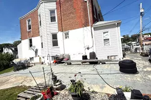 32 S 12th St, Darby, PA 19023 - Photo 31