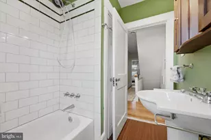 2438 E County Line Rd, Ardmore, PA 19003 - Photo 17