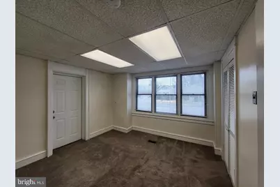 2114 Darby Road #2ND FL, Havertown, PA 19083 - Photo 7