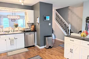 552 Applewood Ct, Upper Chichester, PA 19014 - Photo 3