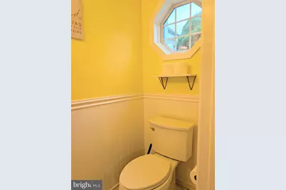 552 Applewood Court, Upper Chichester, PA 19014 - Photo 11