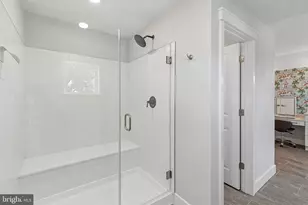 122 N Providence Rd, Media, PA 19063 - Photo 33