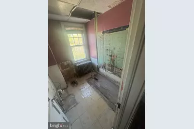 92 S Governor Printz Boulevard, Essington, PA 19029 - Photo 5