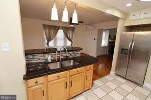 7206 Spruce St, Upper Darby, PA 19082 - Photo 17